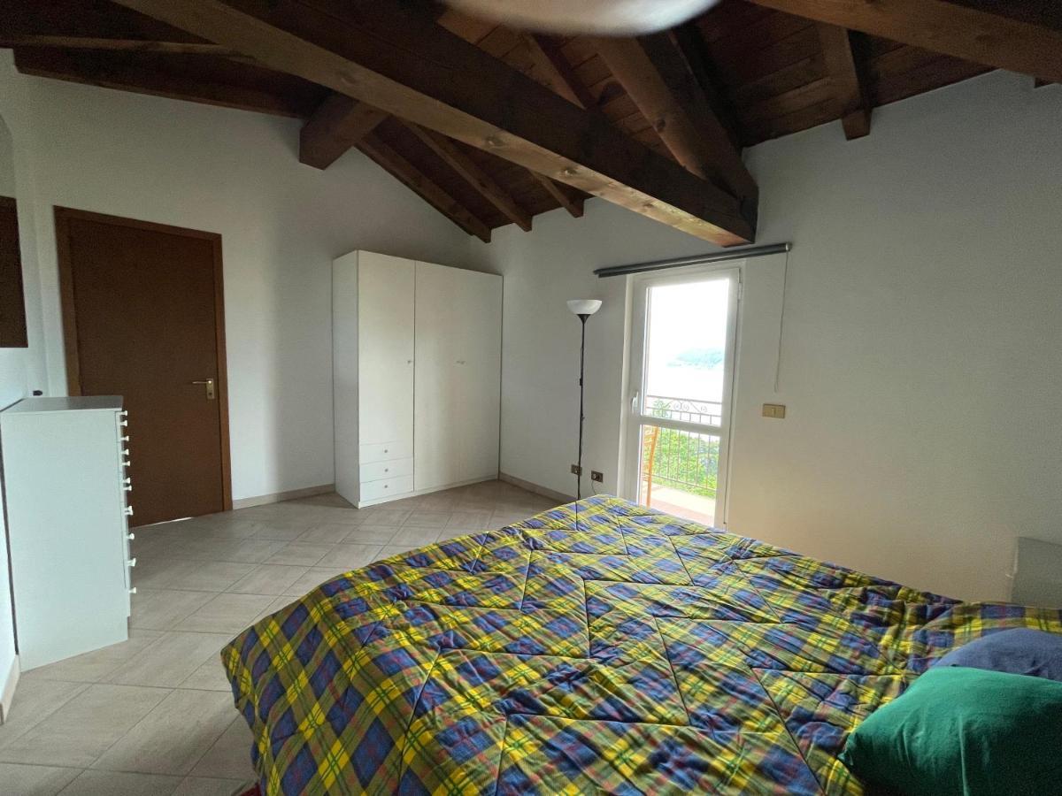 Appartamento Lake View Di Villa Giuliana Сулцано Екстериор снимка