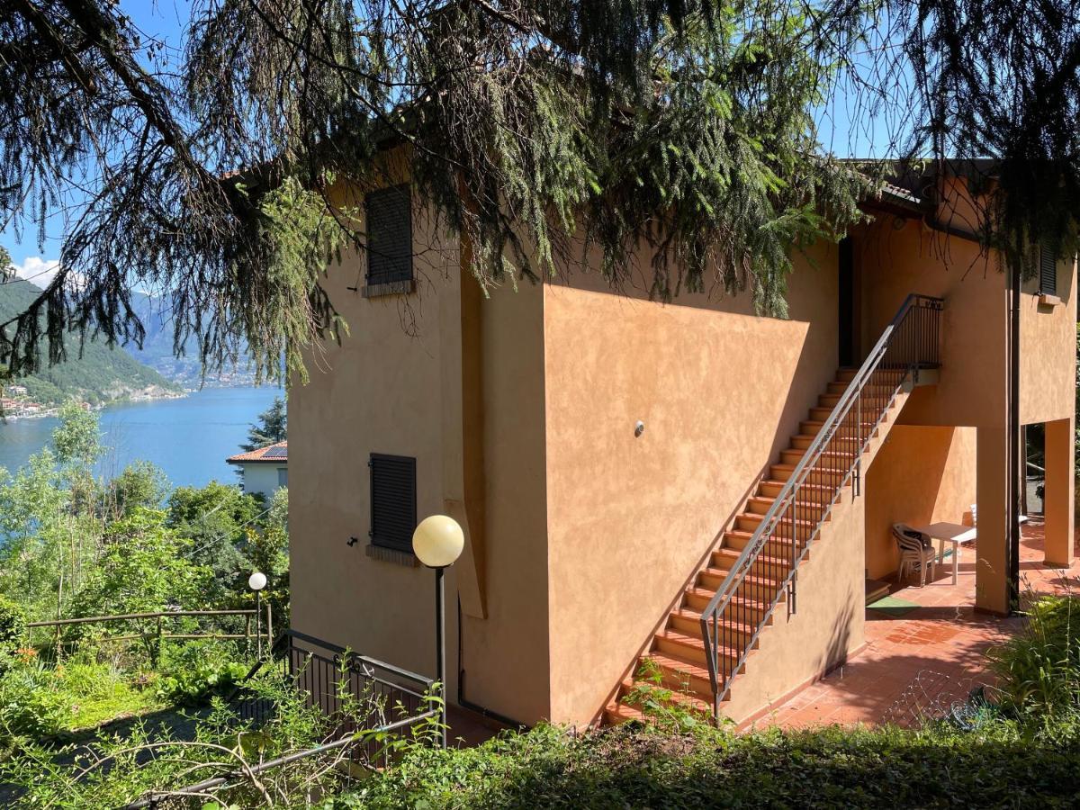 Appartamento Lake View Di Villa Giuliana Сулцано Екстериор снимка