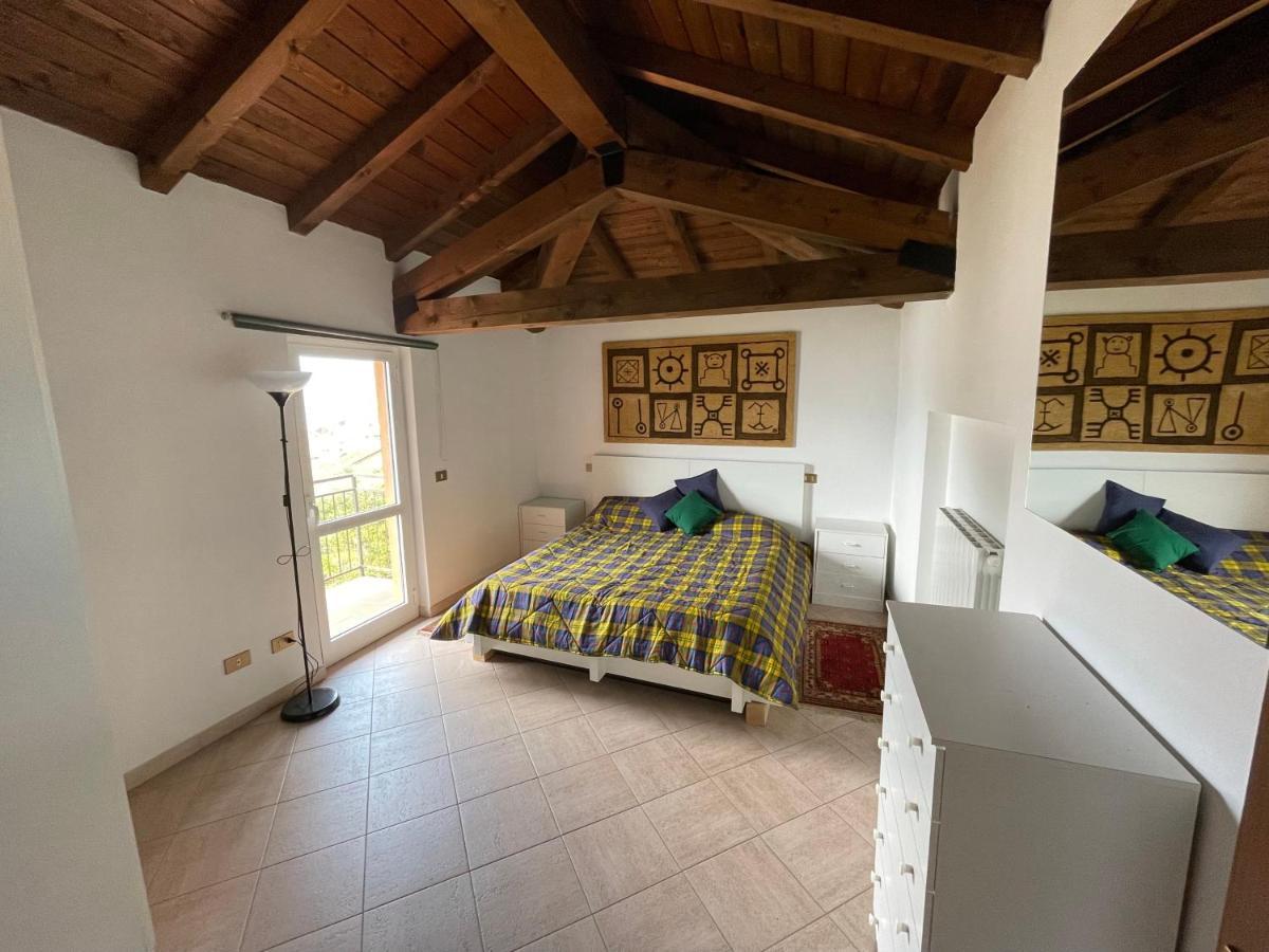 Appartamento Lake View Di Villa Giuliana Сулцано Екстериор снимка